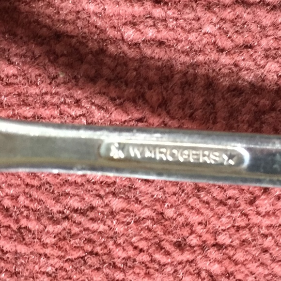 WILLIAM ROGERS INTERNATIONAL SILVER PLATE SET TOMATO SLOTTED SPOON SCROLLED TRAY - Picture 2 of 4